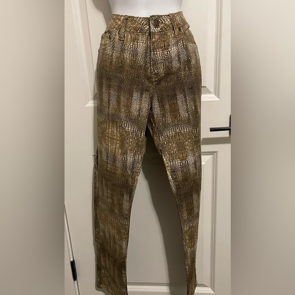 V Christina reptile print jeans six 6 - Picture 1 of 4
